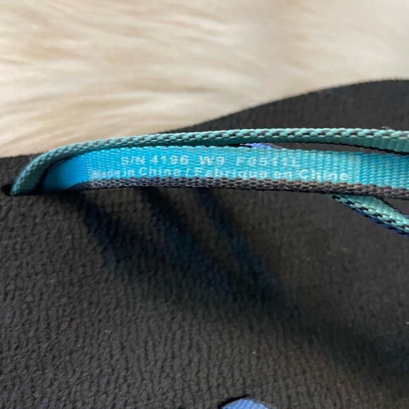 Teva Sandals Size 9 - Picture 3 of 3